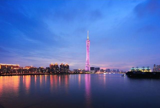 广东，改革开放前沿的经济发展与区域协同新篇章